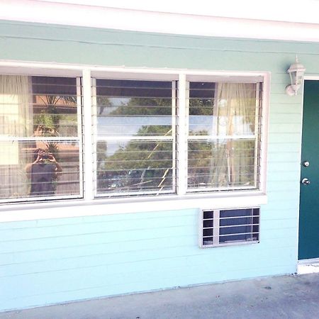 Hawaii Motel Daytona Beach Shores Exterior photo